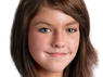 So schön lächelt Suri mit 13 Jahren