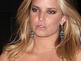 Ist Jessica Simpson eine Alkoholikerin?