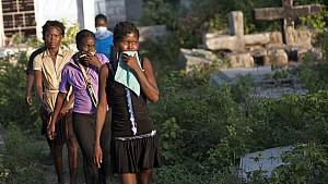 Nach der Erdbeben-Katastrophe wird Haiti jetzt von der Cholera heimgesucht - hunderte Menschen starben bisher.