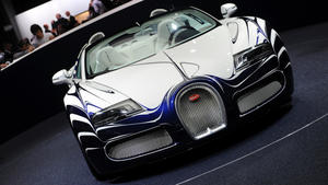 IAA: Glamour-Geschosse vs. &Ouml;ko-Autos