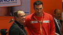 Klitschko schl&auml;gt Kons und hilft