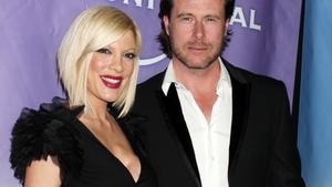 Schauspielerin Tori Spelling bringt Mädchen zur Welt.
