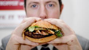 'Binge Eater' essen ohne Ende 'Binge Eater' essen ohne Ende