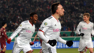 Bayern locker weiter - Hoffenheim raus