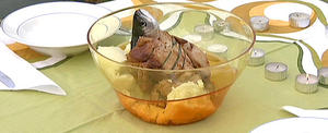 Pfui: Roher Fischkopf mit H&uuml;hnchen!