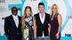 Demi Lovato sitzt neben Britney Spears, Simon Cowell und L.A. Reid