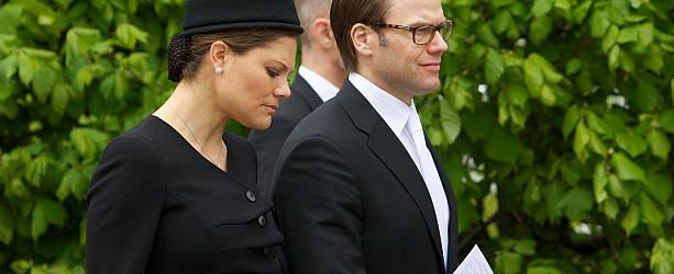 Kurz vor der Taufe ihres Babys