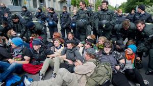 Wasserwerfer gegen Blockupy-Protest