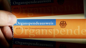 Organspende: Jeder soll Farbe bekennen