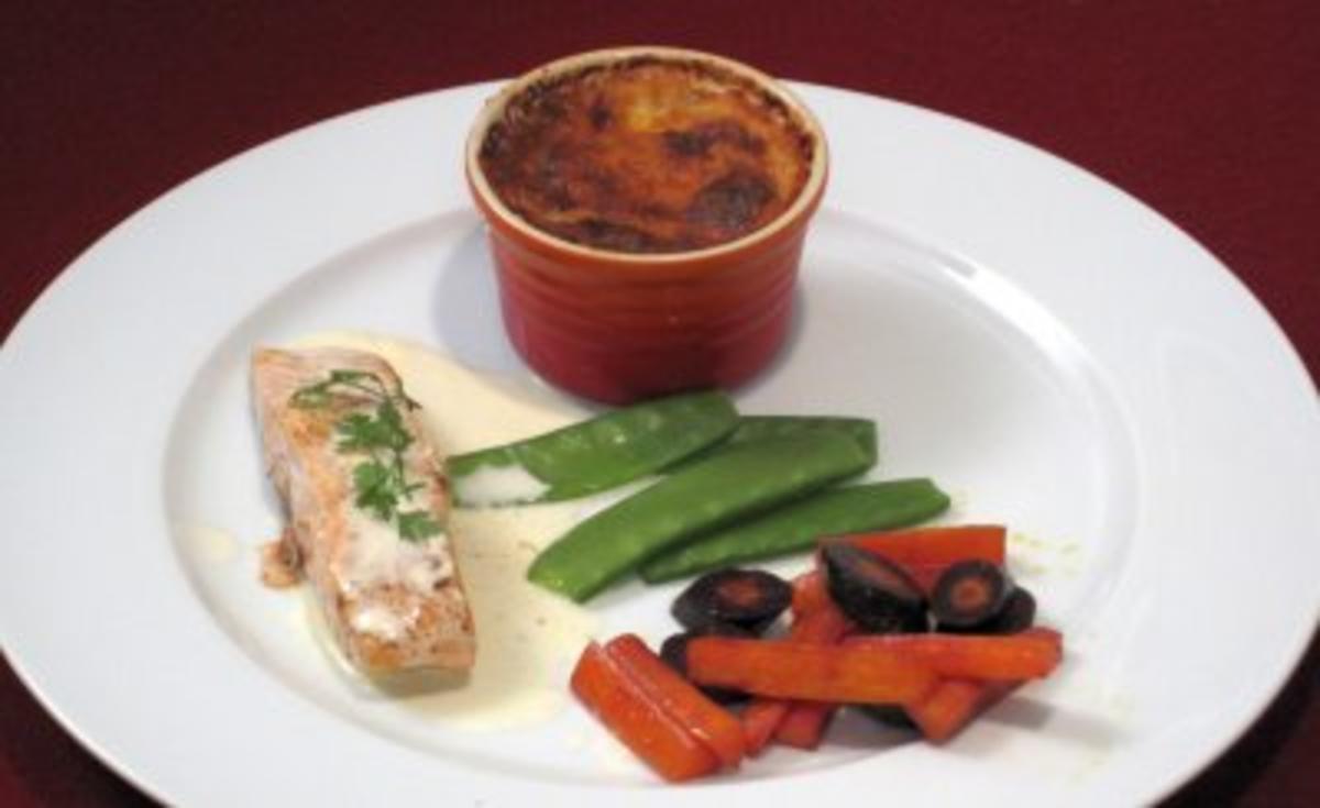 Rezept mit Bild: 02.06. Corinna: Zitroniger Lachs mit Kartoffelgratin und Gemüse der Saison