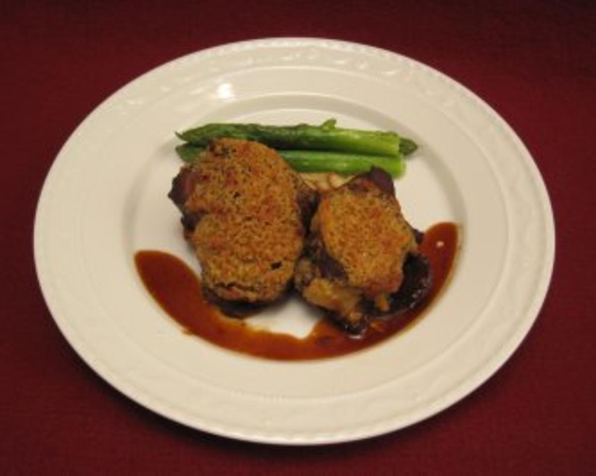 Rezept mit Bild: 10.06. Katharina: Kalbsbäckchen mit Balsamico-Schalotten und Laugenknödel