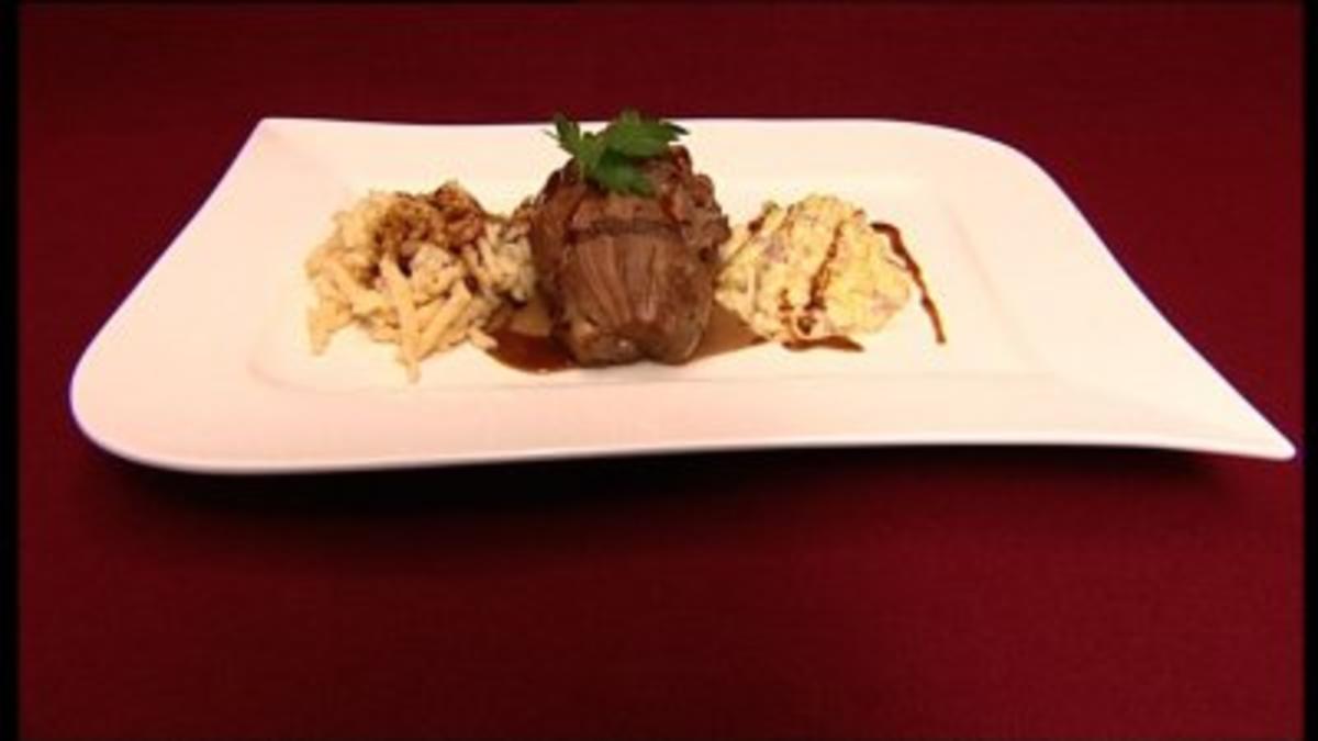 Rezept: Kalbshaxe mit Spätzle und Rahmwirsing mit Speck  (Prinz Marcus von Anhalt)