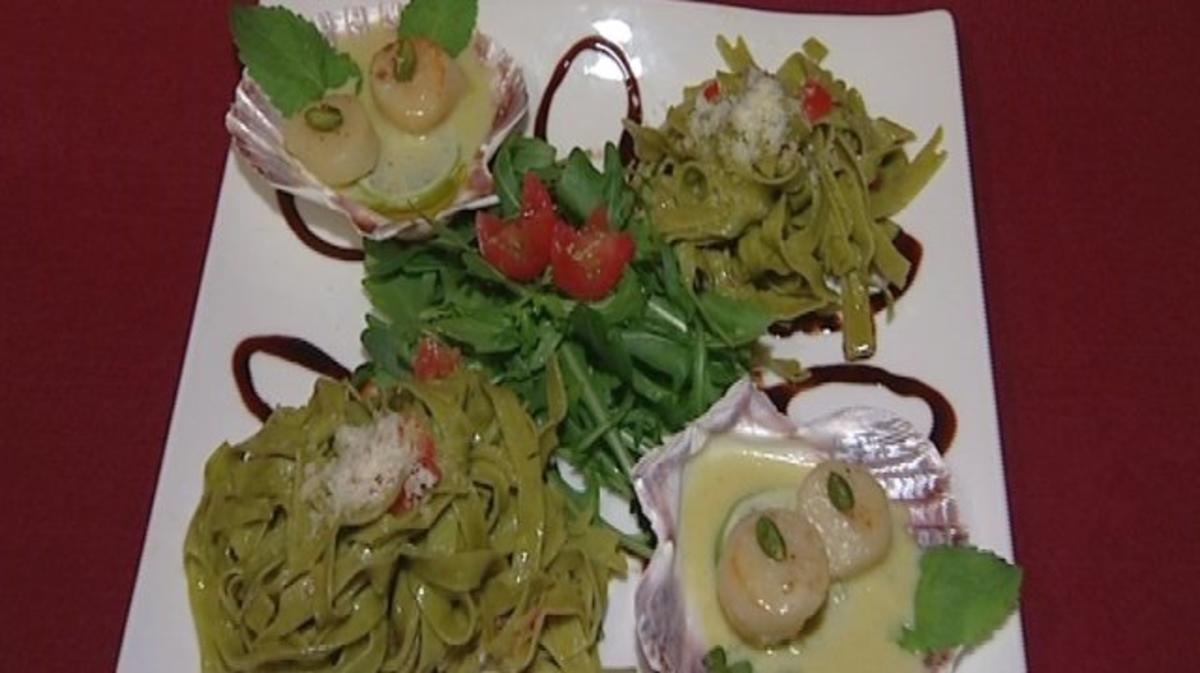 Rezept mit Bild: Jacobsmuscheln mit Minze und grünen Tagliatelle (Mia Gray)