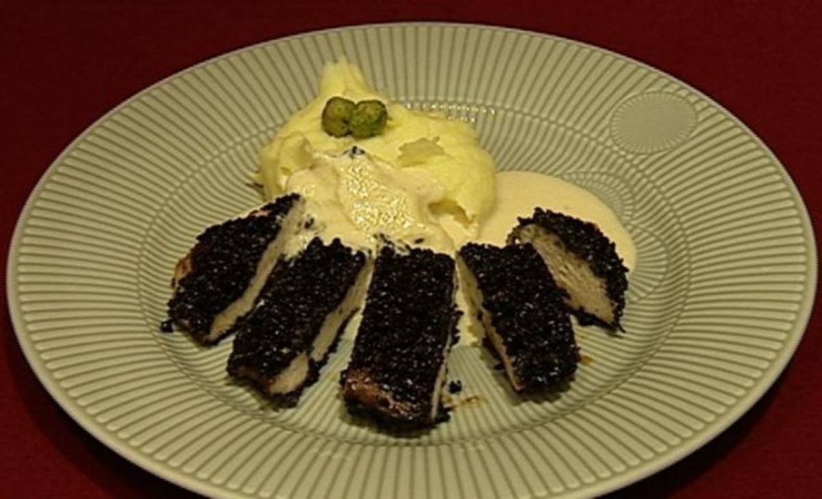 Rezept mit Bild: Schwarze Hähnchenbrust mit grünem Kartoffelpüree 
