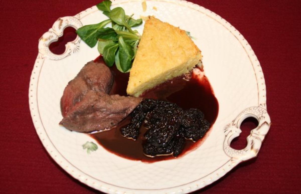 Rezept mit Bild: 30.01. Claudia: Rehmedaillon in Morchel-Portweinsoße, dazu Kartoffeltorte