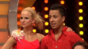 Die Tanzpaare tanzen den Discofox